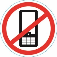 Наклейка запрещающий знак Использование мобильных телефонов запрещенно 150*150 мм 56-0042 фото