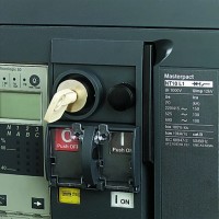 Schneider Electric Masterpact BPFE Кнопка электрического включения 48534 фото