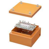 DKC Коробка стальная FS с гладкими стенками и клеммниками, IP66, 150х150х80 мм, 5р, 450V, 20A, 10 мм2 FSB30510 фото