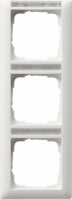 Gira Standard 55 Бел матовый Рамка 3-я верт с полем для надписи 110327 фото