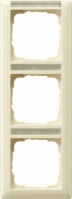 Gira Standard 55 Кремовый глянец Рамка 3-я вертикальная с полем для надписи 110301 фото